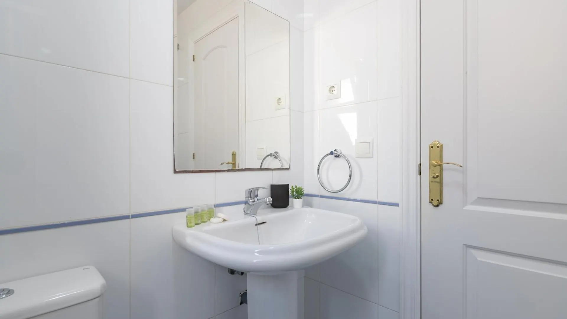 Teatinos Apartment Malaga